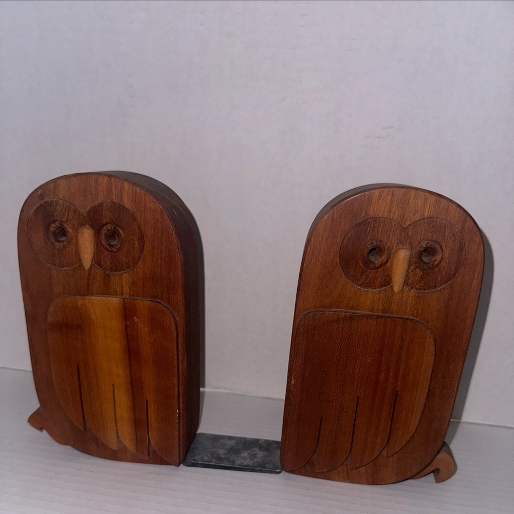 Rustic Wooden Owl Bookends